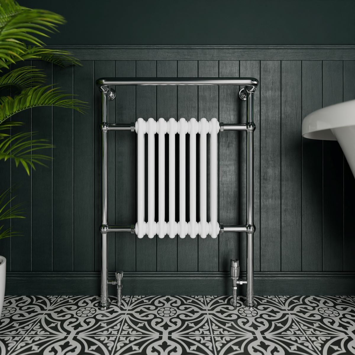 Floor standing radiator in a traditional style